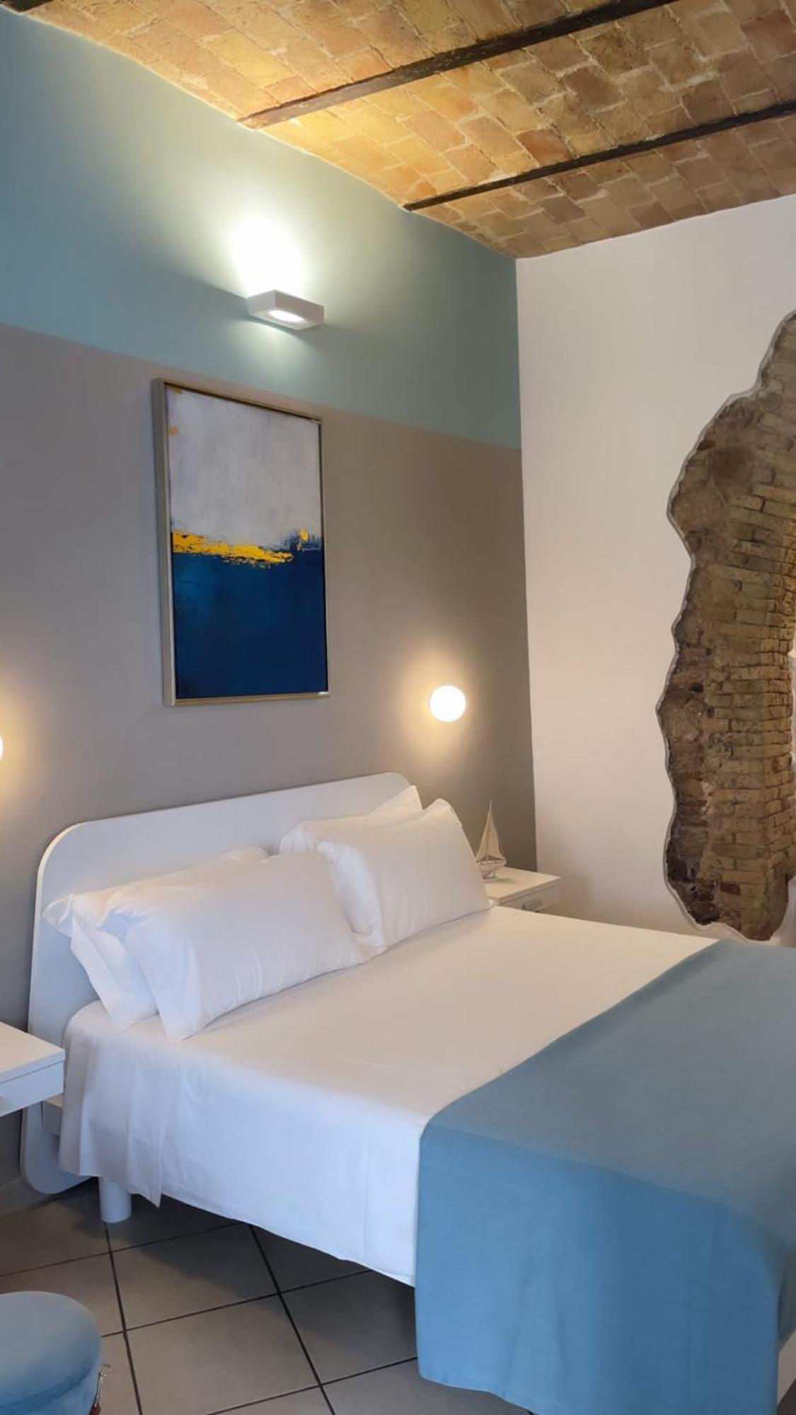Barbarossa Sea Room Termoli Bagian luar foto