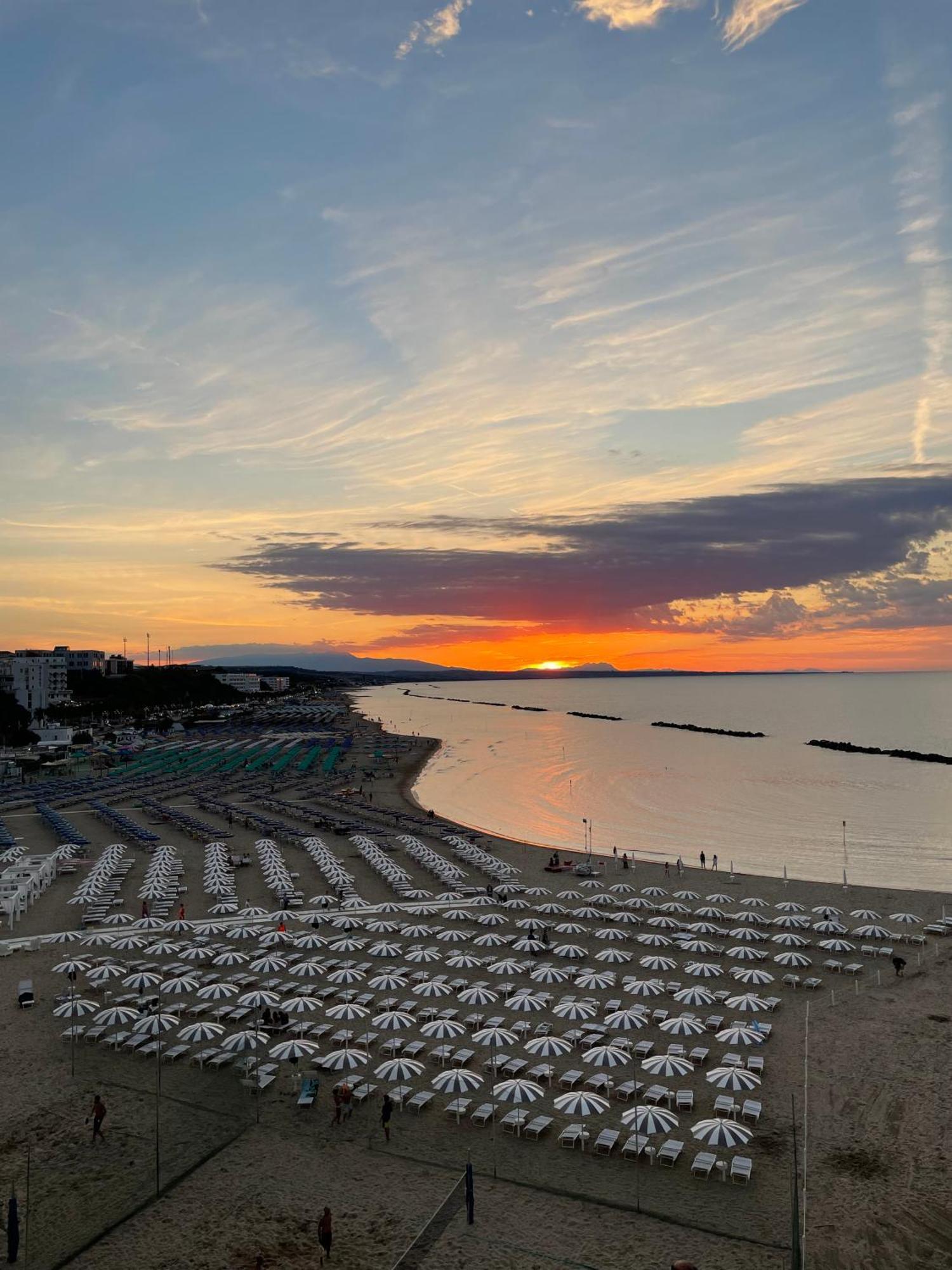 Barbarossa Sea Room Termoli Bagian luar foto