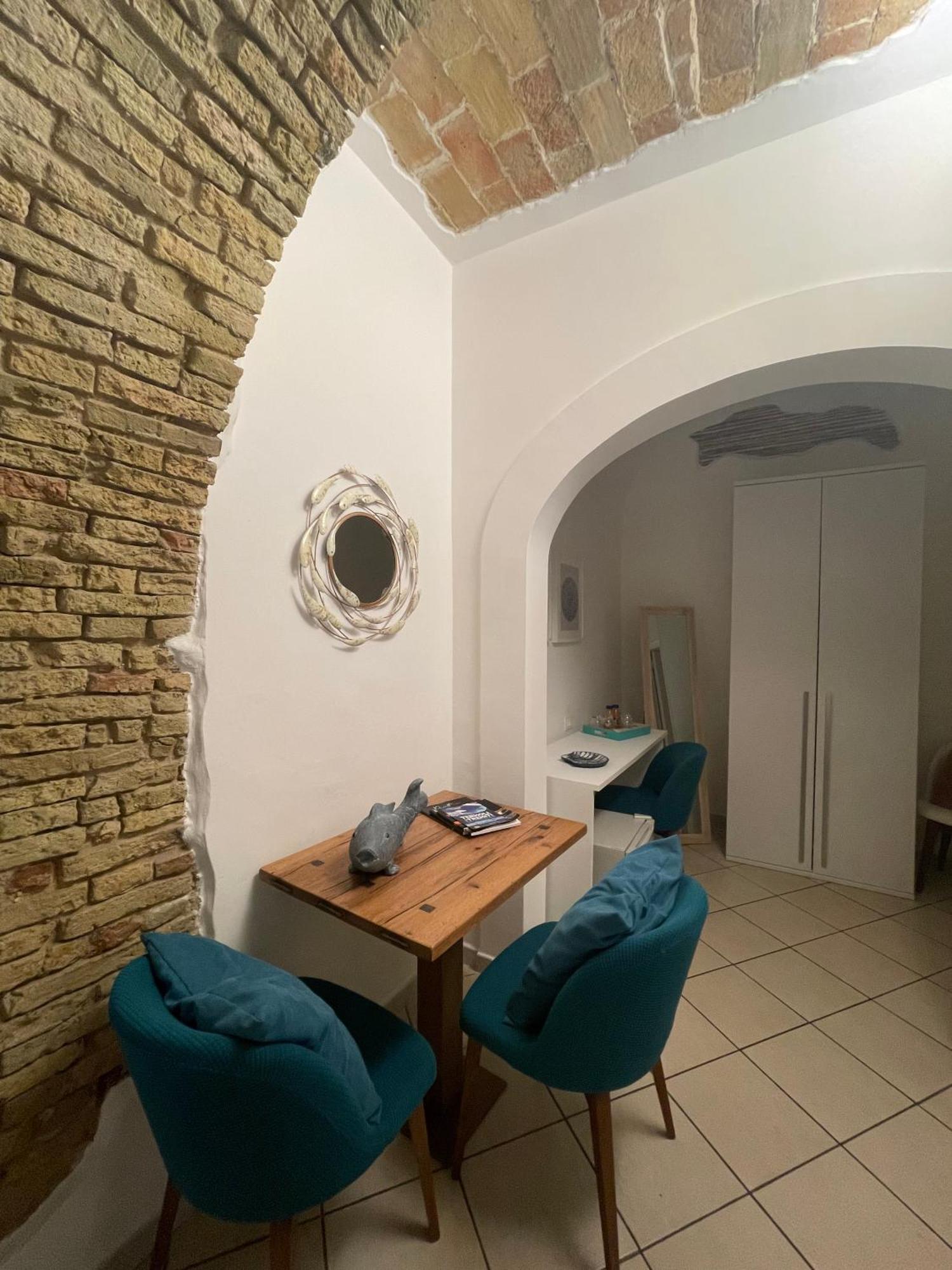 Barbarossa Sea Room Termoli Bagian luar foto